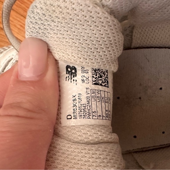 New Balance 530 Sea Salt Marsh Green Athletic Shoes - Picture 5 of 5